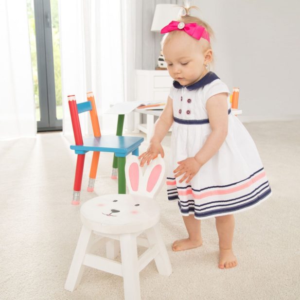 Разноцветные стульчики и рокеры для детей - мебель на любой вкус