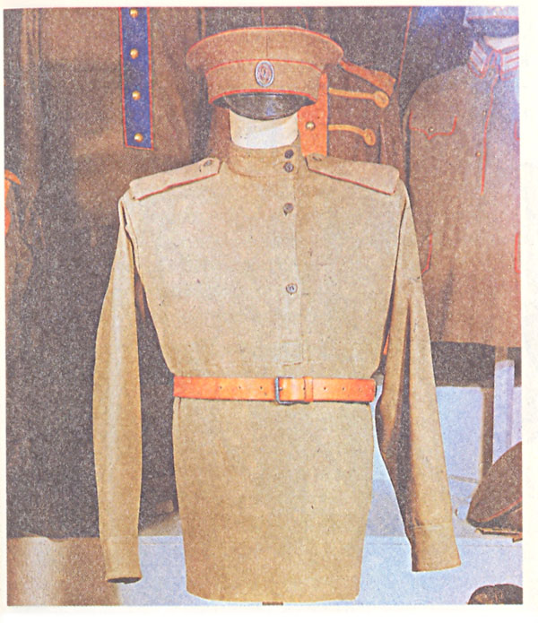 Летняя солдатская походная форма (фуражка, рубаха)